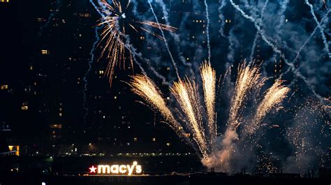 2024 Macy's 4th of July fireworks: New York City giving away .